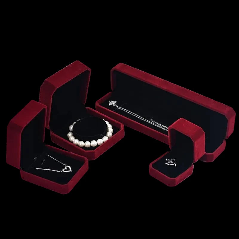 Luxury Velvet Jewelry Gift Box 🎁